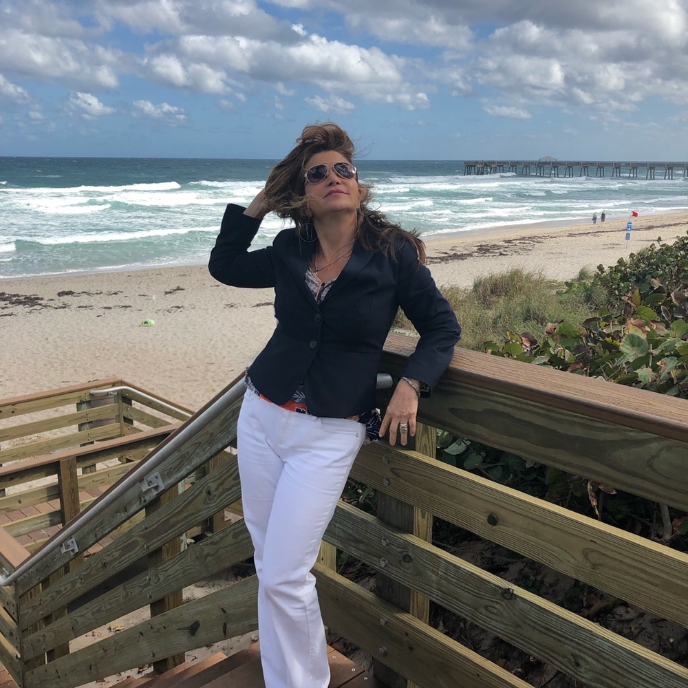 Meet your Posher, Veronica